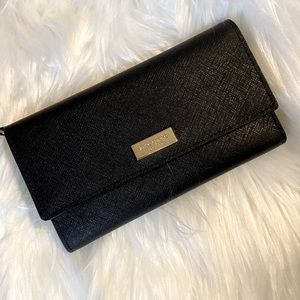 ♠️KATE SPADE♠️GORGEOUS BLACK WALLET OR WRISTLET♠️LIKE NEW CONDITION.